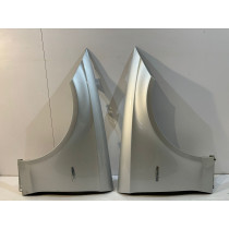 MERCEDES CLS W218 Predný pravý blatník - 15419