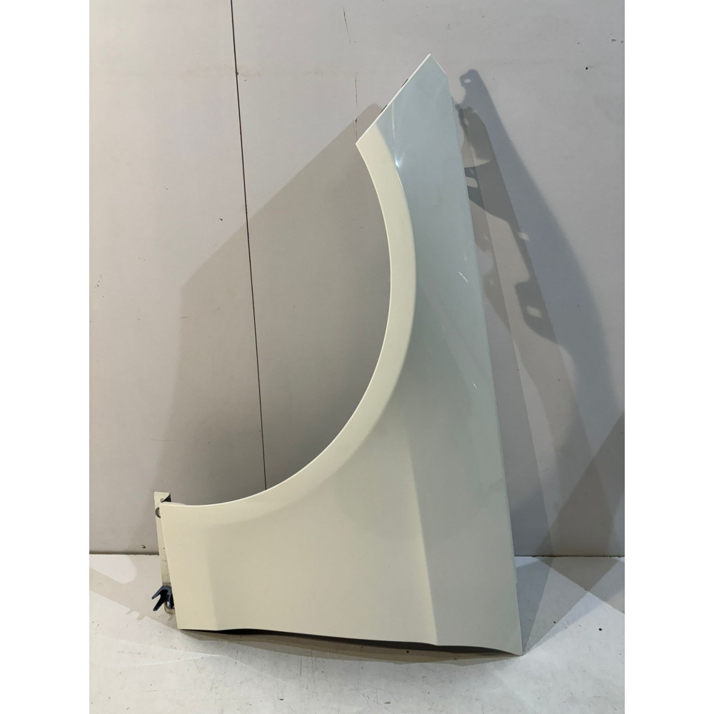 MERCEDES E W212 Predný blatník Ľavý - 15427