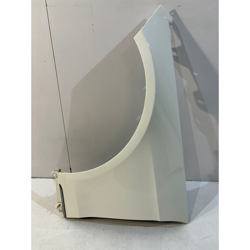 MERCEDES E W212 Predný blatník Ľavý - 15429