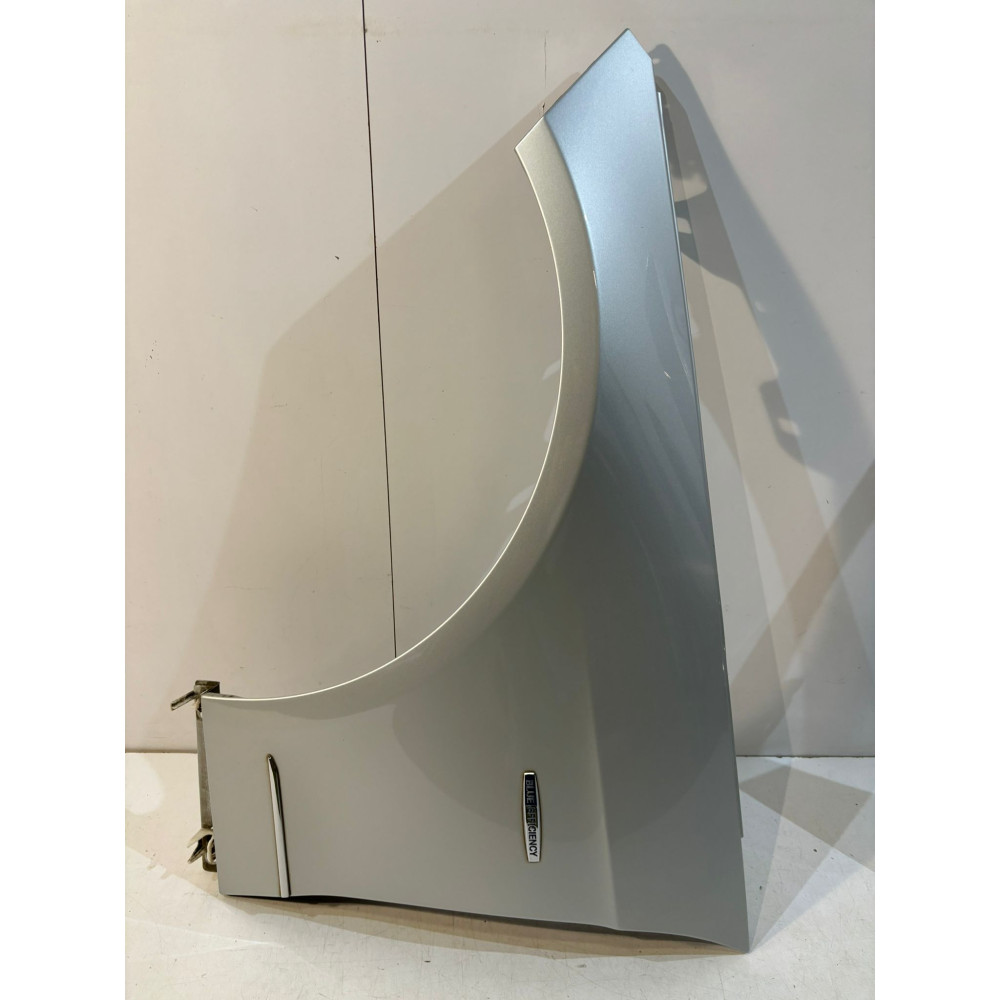 MERCEDES E W212 Predný blatník ľavý - 15435