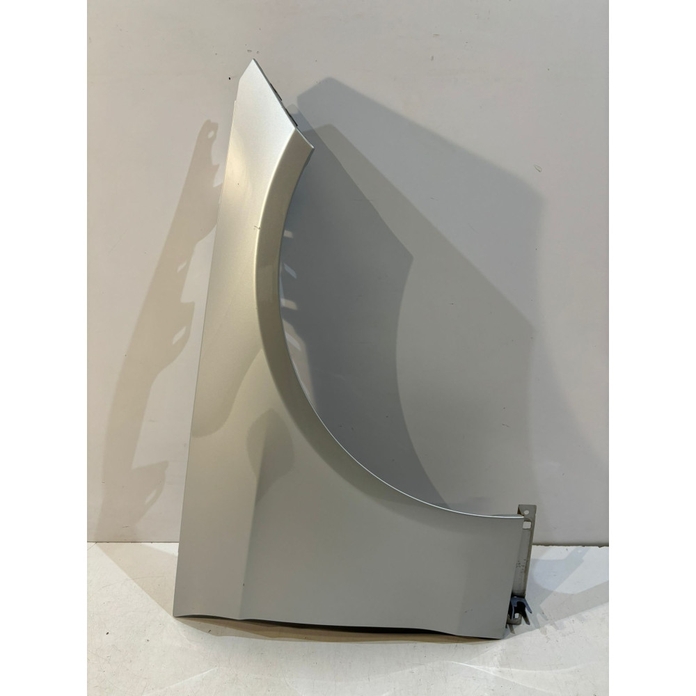 MERCEDES E W212 Predný blatník Pravý - 15438