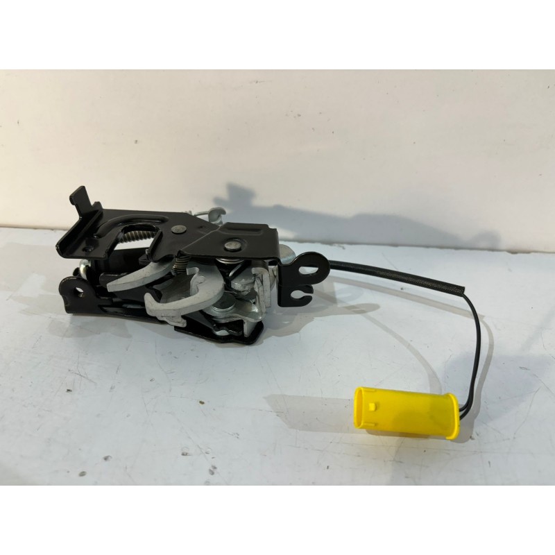 BMW G30 G32 G14 G29 Aktívny zámok kapoty R- 15459 | mobilpol.sk