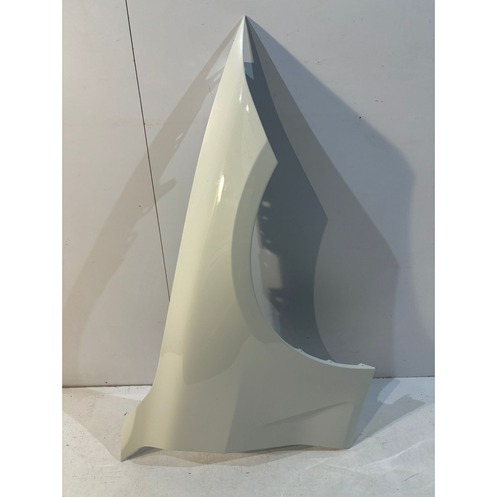 BMW 4 G22 / G23 Predné pravé blatník - 15545