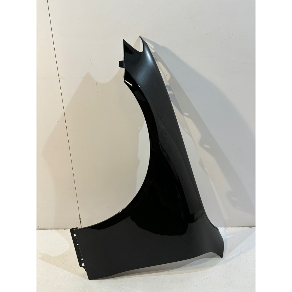 MERCEDES E COUPE W238 Ľavý predný blatník - 15550