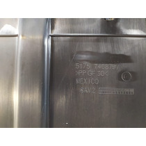 BMW G05 / G06 / G07 Doska / Kryt podvozku - 15604