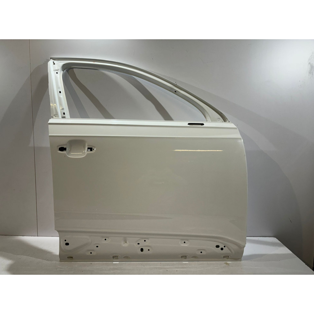 AUDI Q7 4M Predné dvere Pravé Biele - 15952