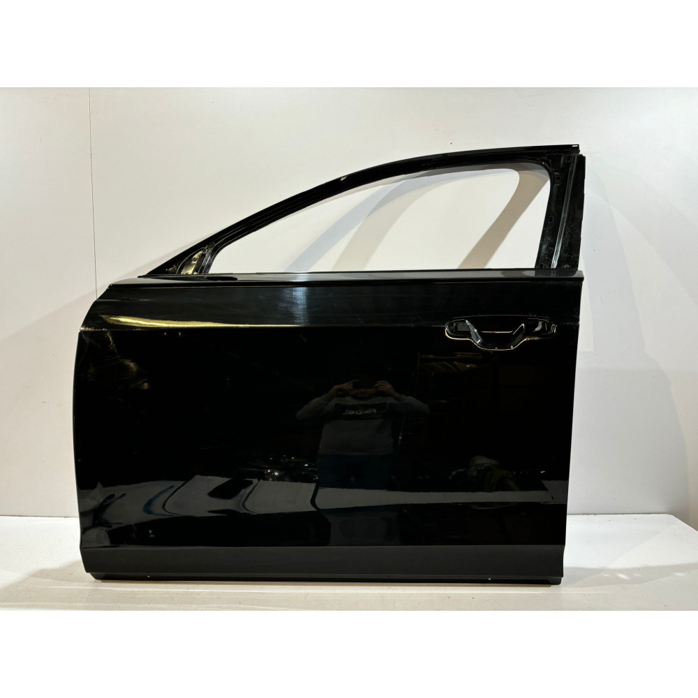 AUDI A8 D5 4N Predné Dvere Ľavé Čierne - 15958