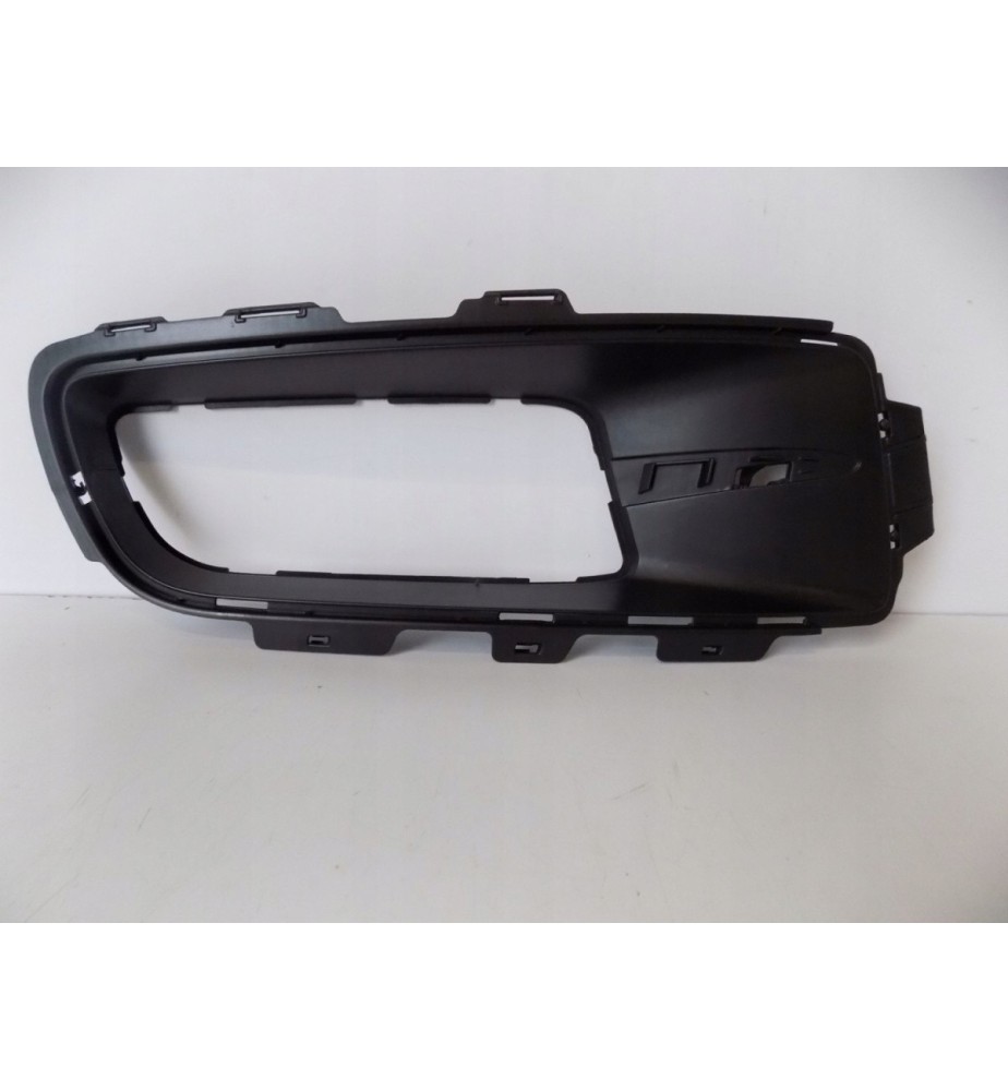 BMW X5 E70 Rámik Mriežky Nárazníka Prava - 3831