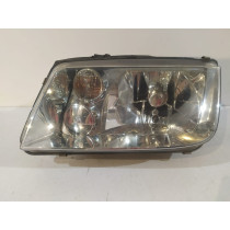 VOLKSWAGEN BORA Ľavé svetlo...