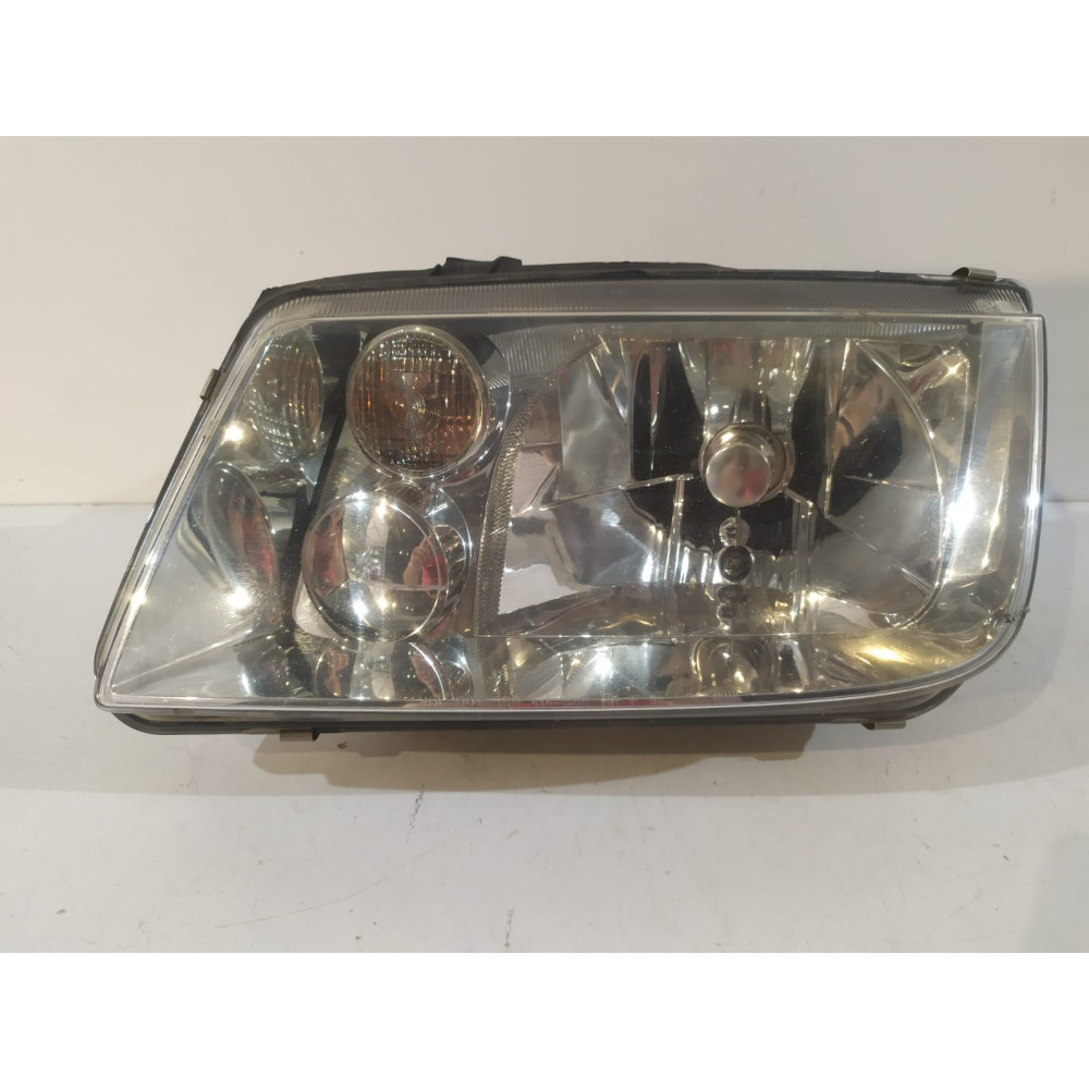 VOLKSWAGEN BORA Ľavé svetlo - 15159