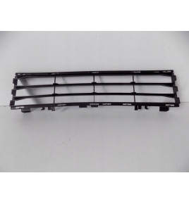 BMW 5 G30/G31 Stredná mriežka nárazníka - 3847