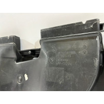 BMW E84 / E90 E92 Nasávací / vzduchový kanál - 16030