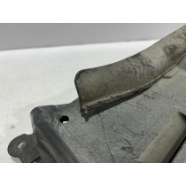 BMW 5 E60 E61 Dolná ochrana / trojuholník R - 16064