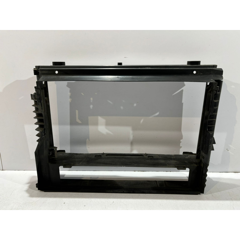 BMW 5 E60 E61 Rám chladiča Predný nárazník - 16123