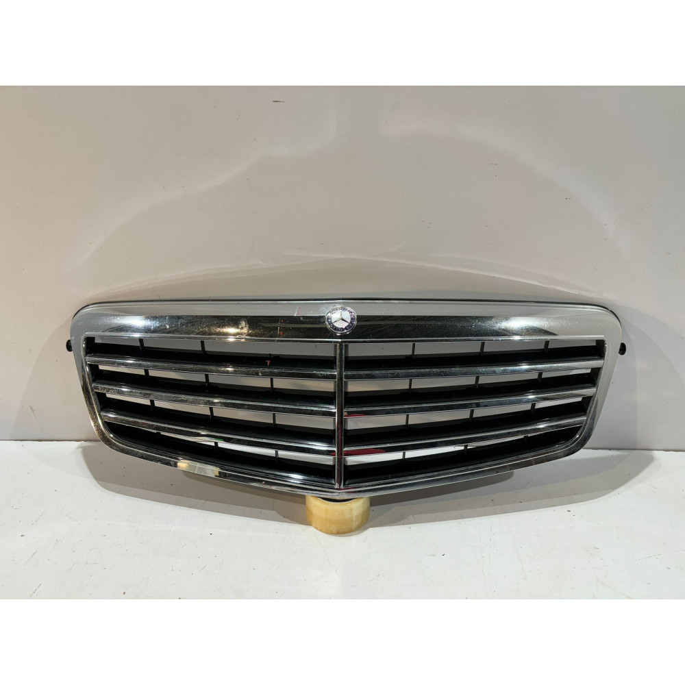 MERCEDES E W212 Mriežka / Chladič - 16366