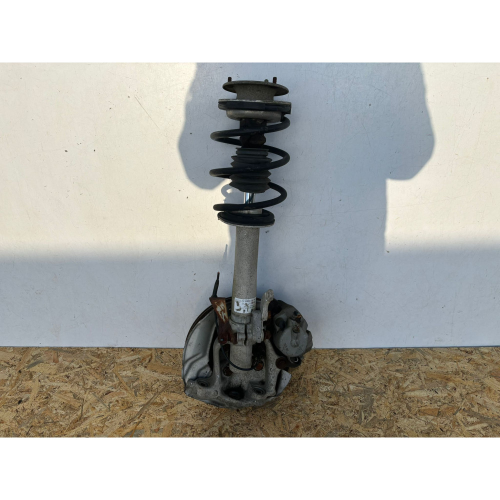 BMW E39 pravá predná náprava - 16397