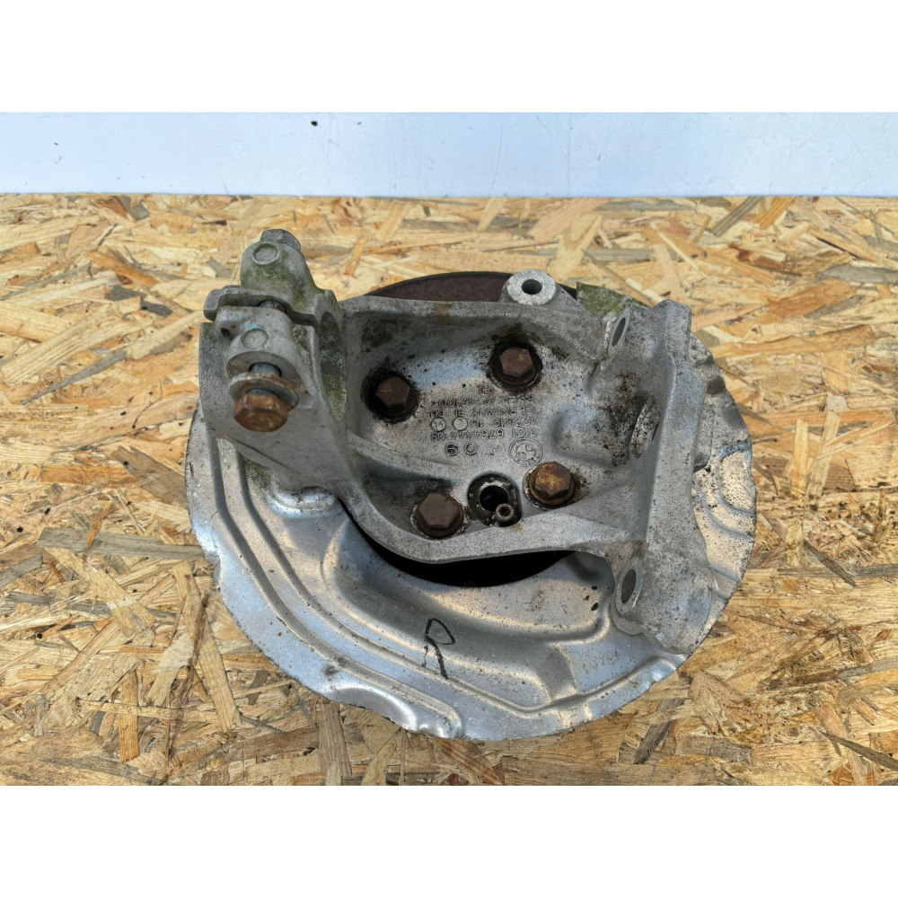 BMW 3 E90 / E91 predná náprava Pravá - 16505