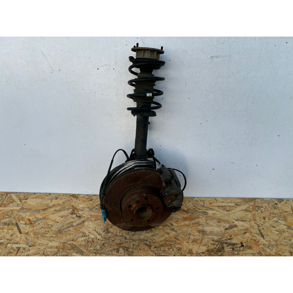 BMW 3 E90 XDrive McPherson / záves L - 16517