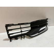 BMW 5 G30 G31 Mřížka nárazníku Pravá - 16449