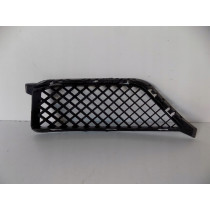 BMW X1 E84 Mriežka nárazníka pravá - 3917