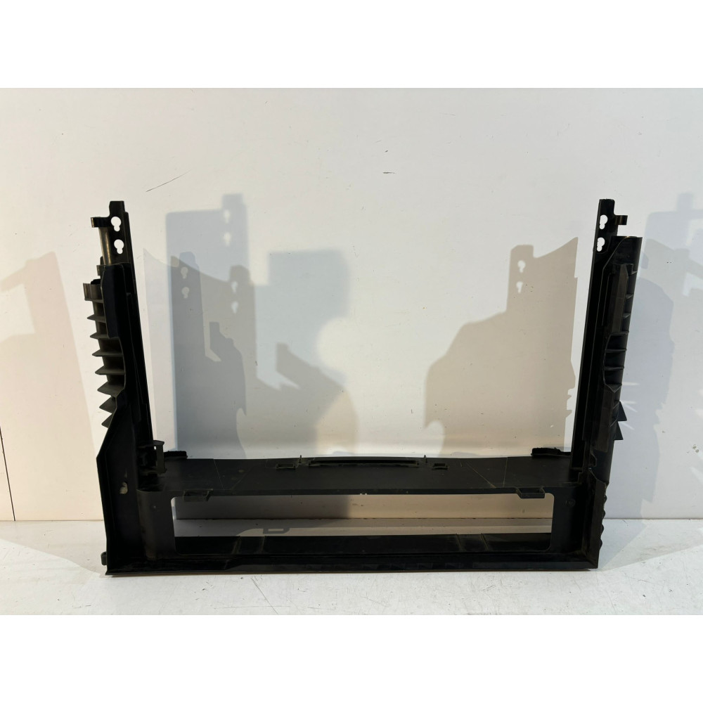 BMW 5 E60 E61 Diesel Kryt chladiča - 16589