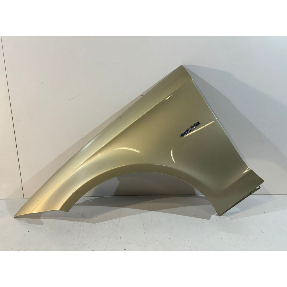 MERCEDES CLS W218 Predný ľavý blatník - 16695