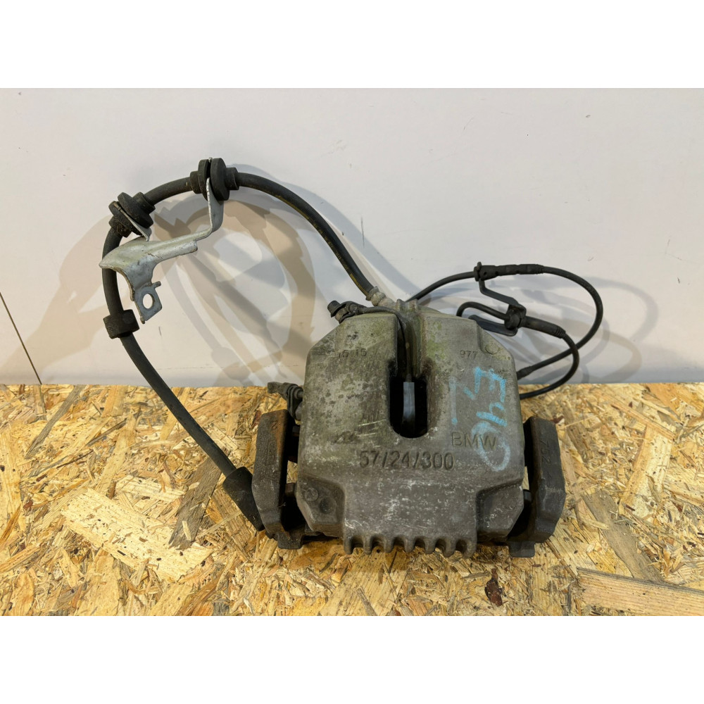 BMW E90 Brzdový strmeň 57/24/300 predný L - 16678