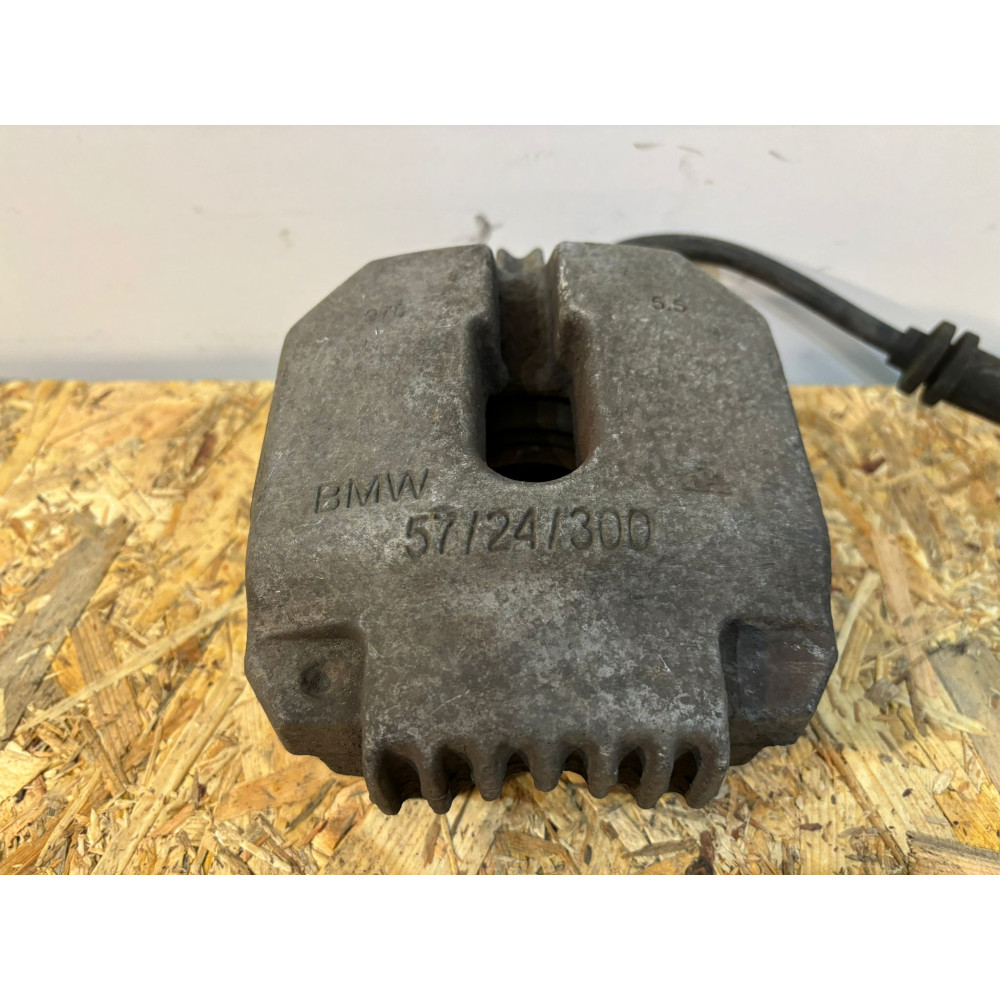 BMW E90 Brzdový strmeň 57/24/300 predný R - 16680