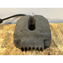 BMW E90 Brzdový strmeň...