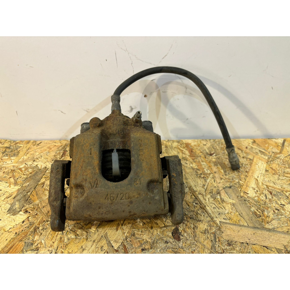 BMW 7 E65 Brzdový strmeň 46/20 zadný R - 16690