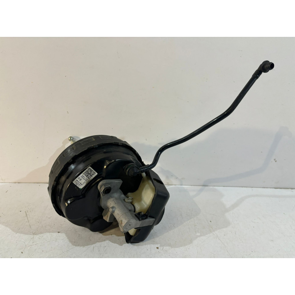 AUDI A4 B8 A5 8T Brzdový posilovač - 16805