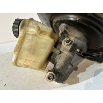 BMW Z4 E85 Brzdová pumpa servo - 16820