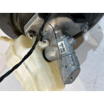 BMW 3 E90 1 E87 Brzdová pumpa servo - 16824