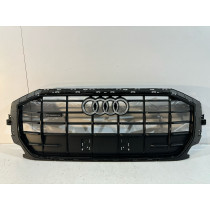 Audi Q8 4M Gril / Maskovací...