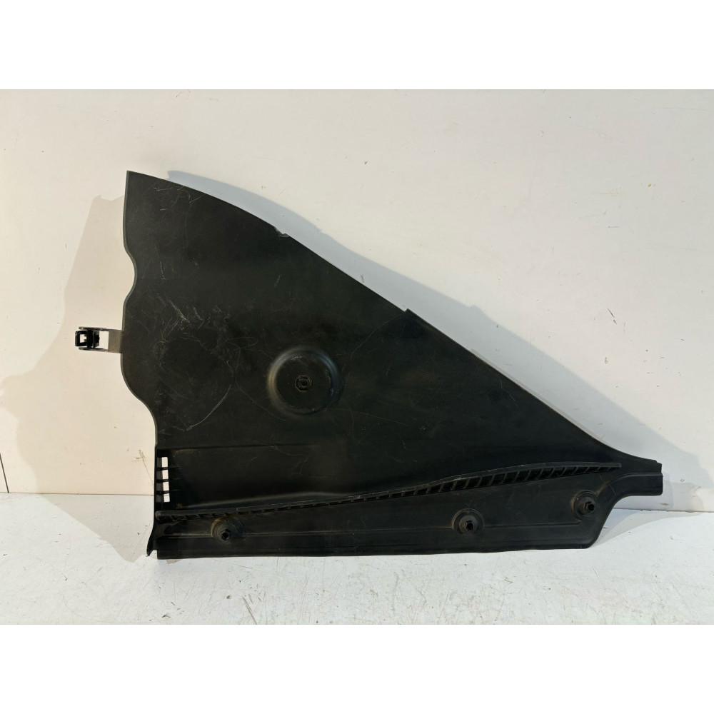 BMW 1 F20 / 2 F22 Kryt pod čelné sklo Ľavý - 16867