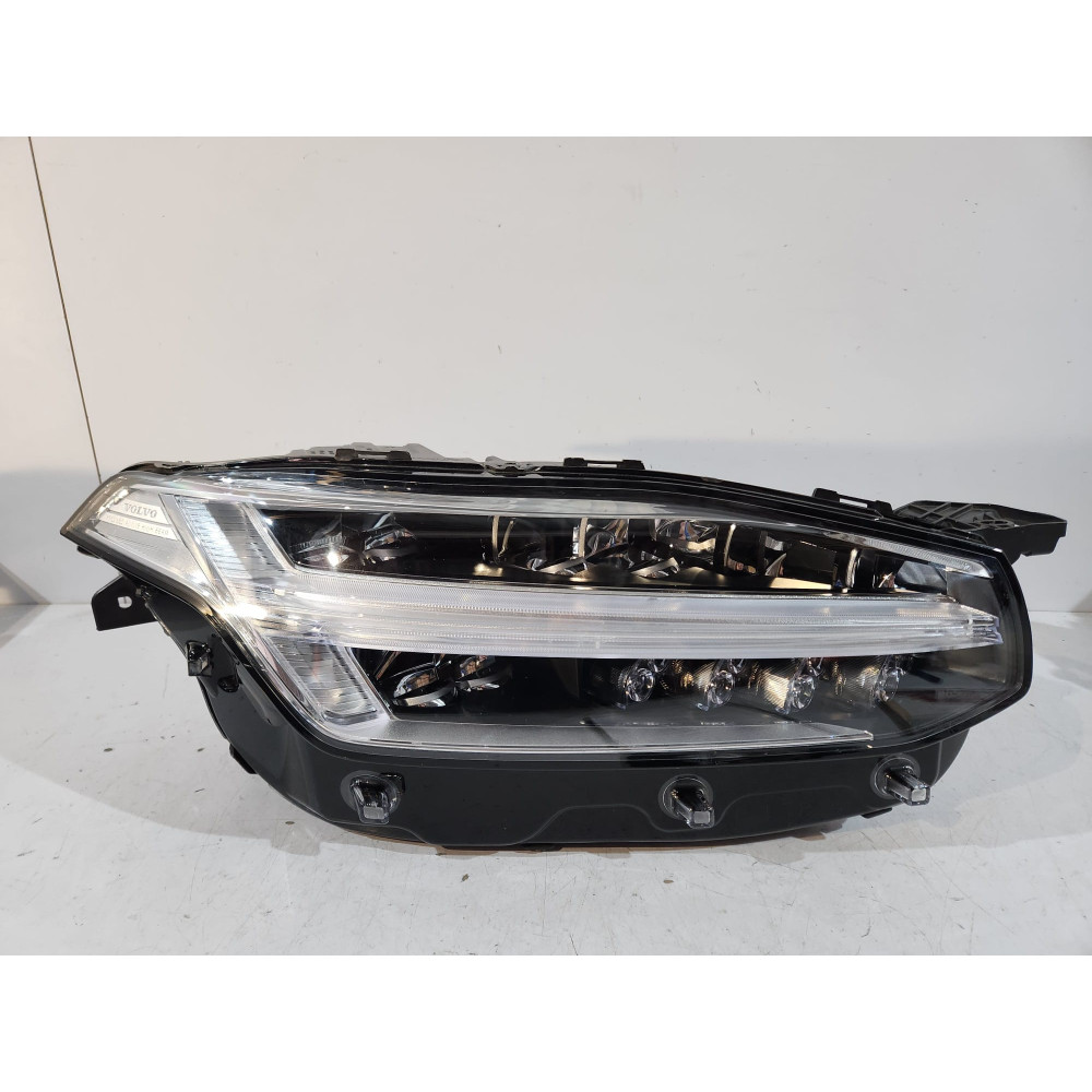 VOLVO XC90 II Lampa Active High Beam Pravá - 17003
