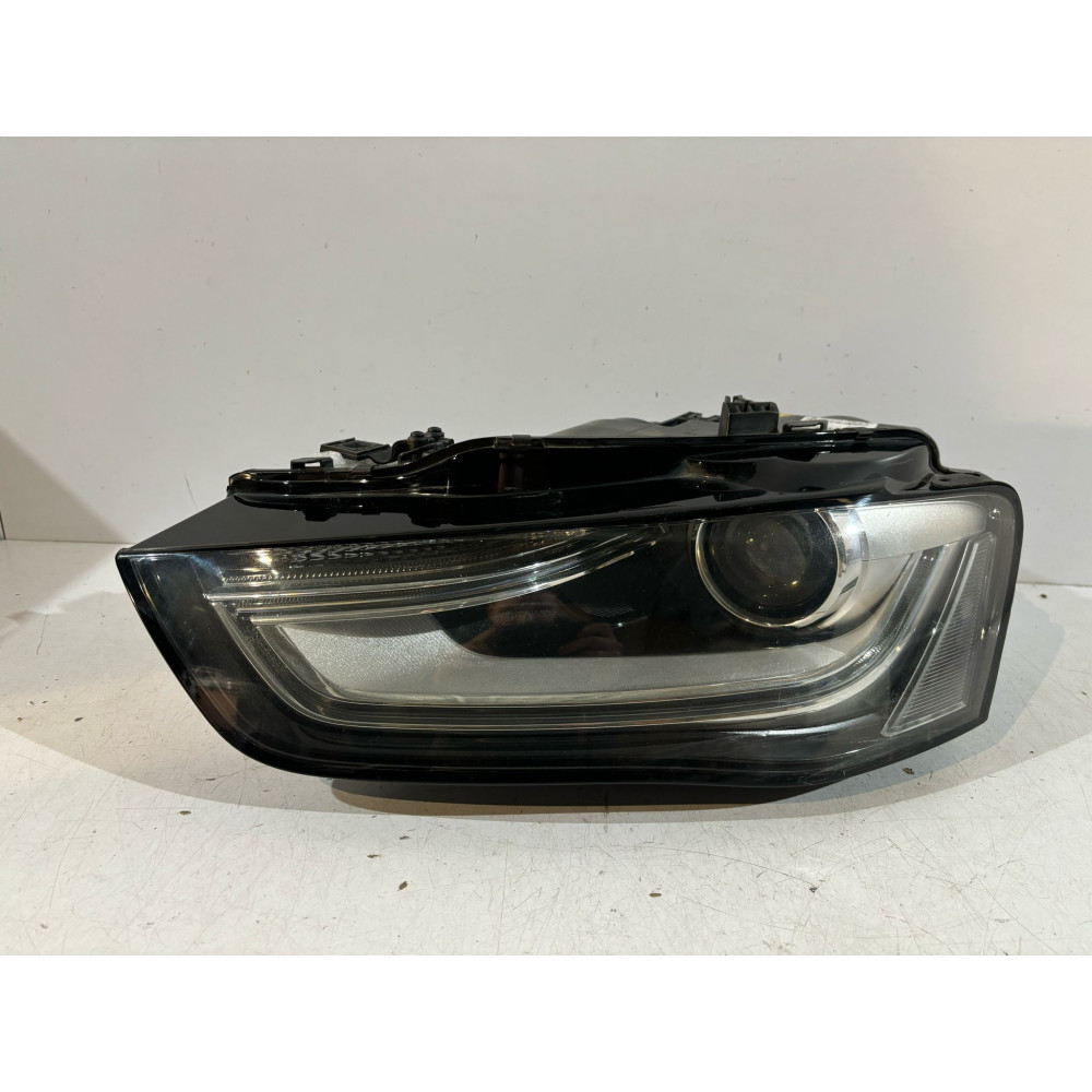 AUDI A4 B8 LCI Lampa Bi-Xenon Ľavá - 17098