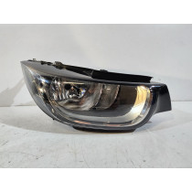 BMW I3 Predná lampa...