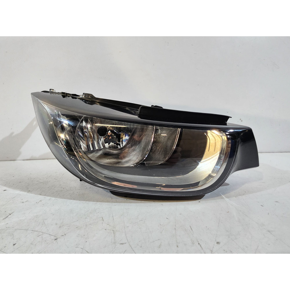 BMW I3 Predná lampa obyčajná H7 Pravá - 17120