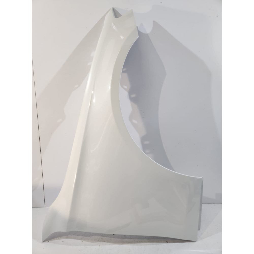 MERCEDES E W213 Predný blatník Pravý - 17204