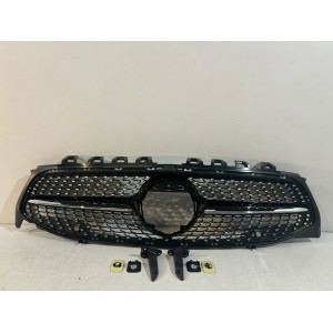 MERCEDES CLA W118 Gril Atrapa Diamond - 17275 | mobilpol.sk