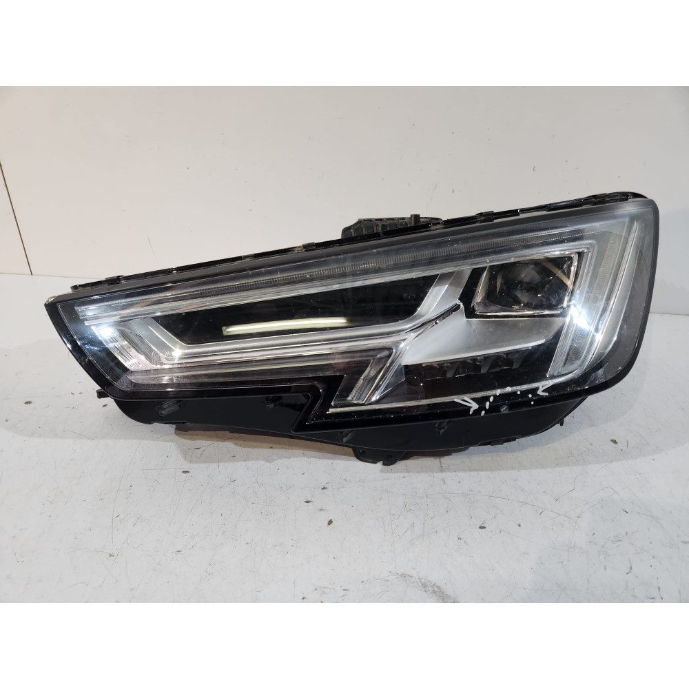 AUDI A4 B9 Predná lampa Full Led ľavá - 17258