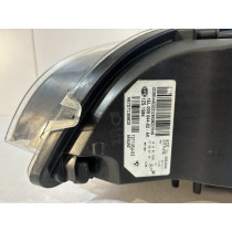 BMW X6 E71 Lampa Bi-Xenon neskrętná Pravá - 17289