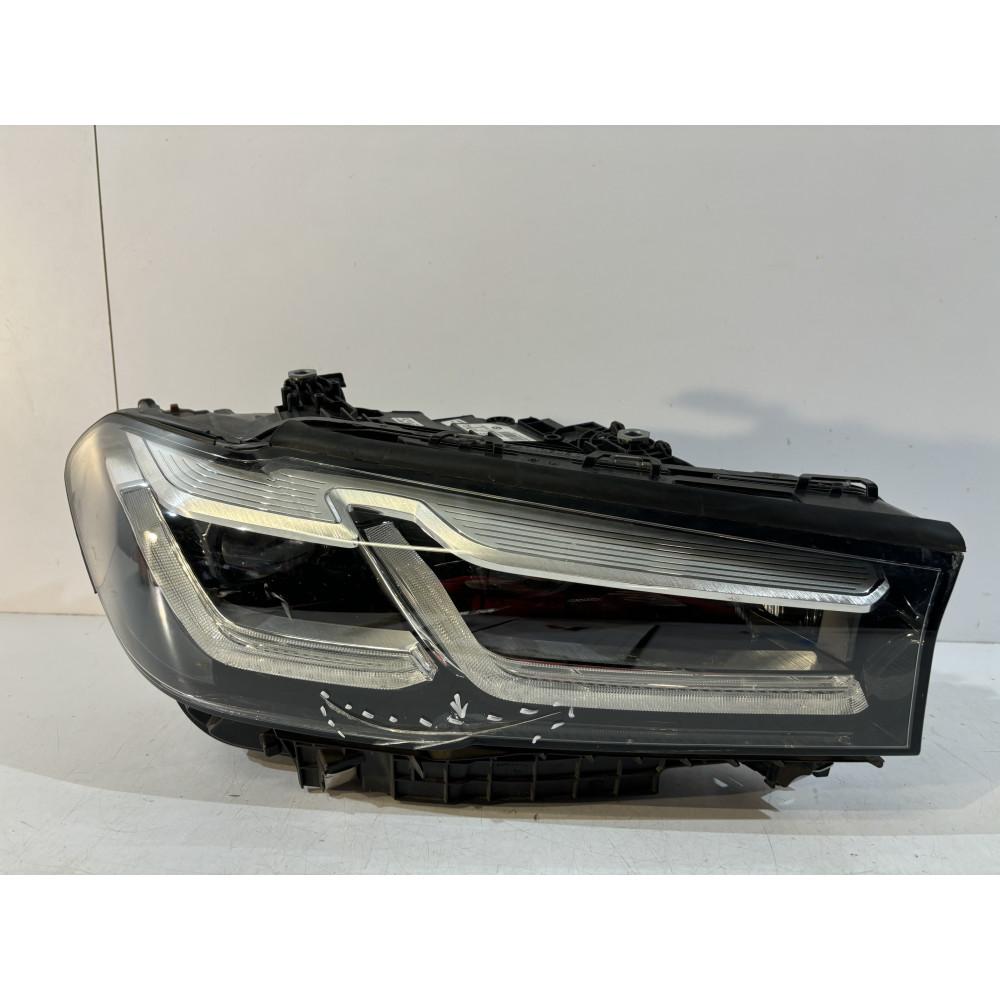 BMW 5 G30 G31 LCI Lampa Full Led Pravá - 17315