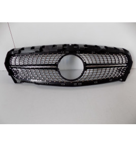 Mercedes W117 Maska / Gril...