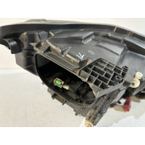 AUDI A6 C7 Predné svetlo Xenon Ľavé - 17356