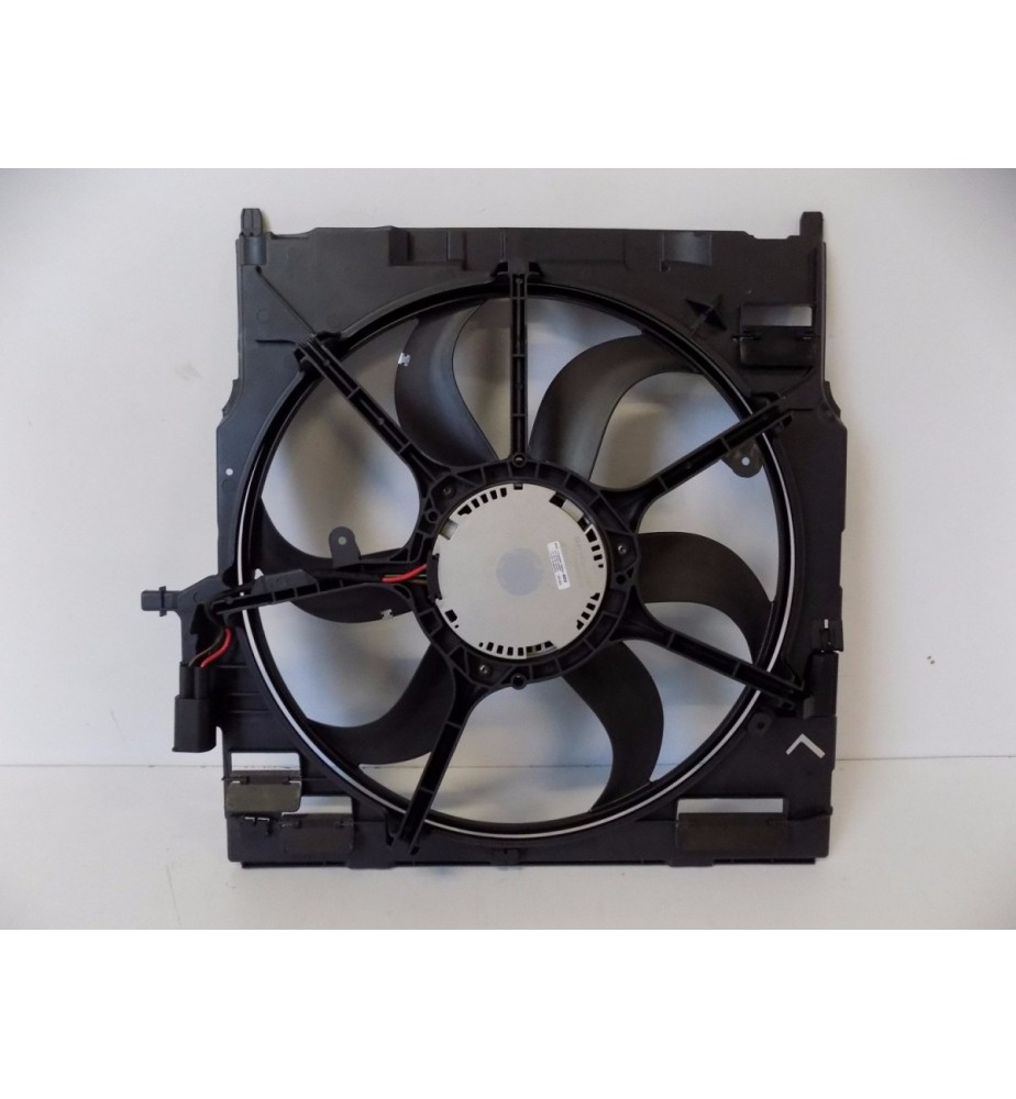BMW X5 E70- Ventilátor - 4065