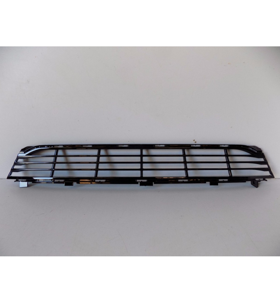 BMW 7 G11/G12 Stredná mriežka nárazníka - 4099