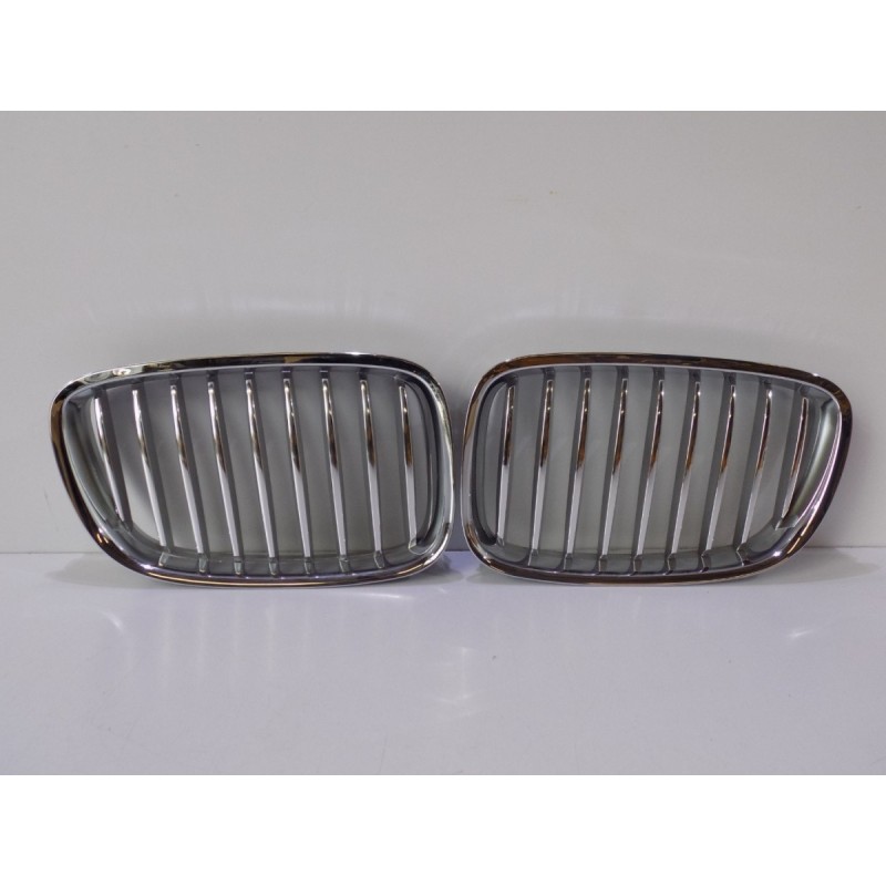 BMW 5 F07 GT LCI Nerka / Grill Nárazníka - 4107 | mobilpol.sk