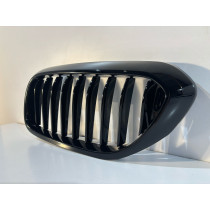 BMW 5 G30 G31 Gril / Ľavá čierna nerezová mriežka - 17667
